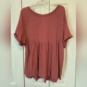 Pre-owned Women's American Eagle Baby Doll top with keyhole back. XL.